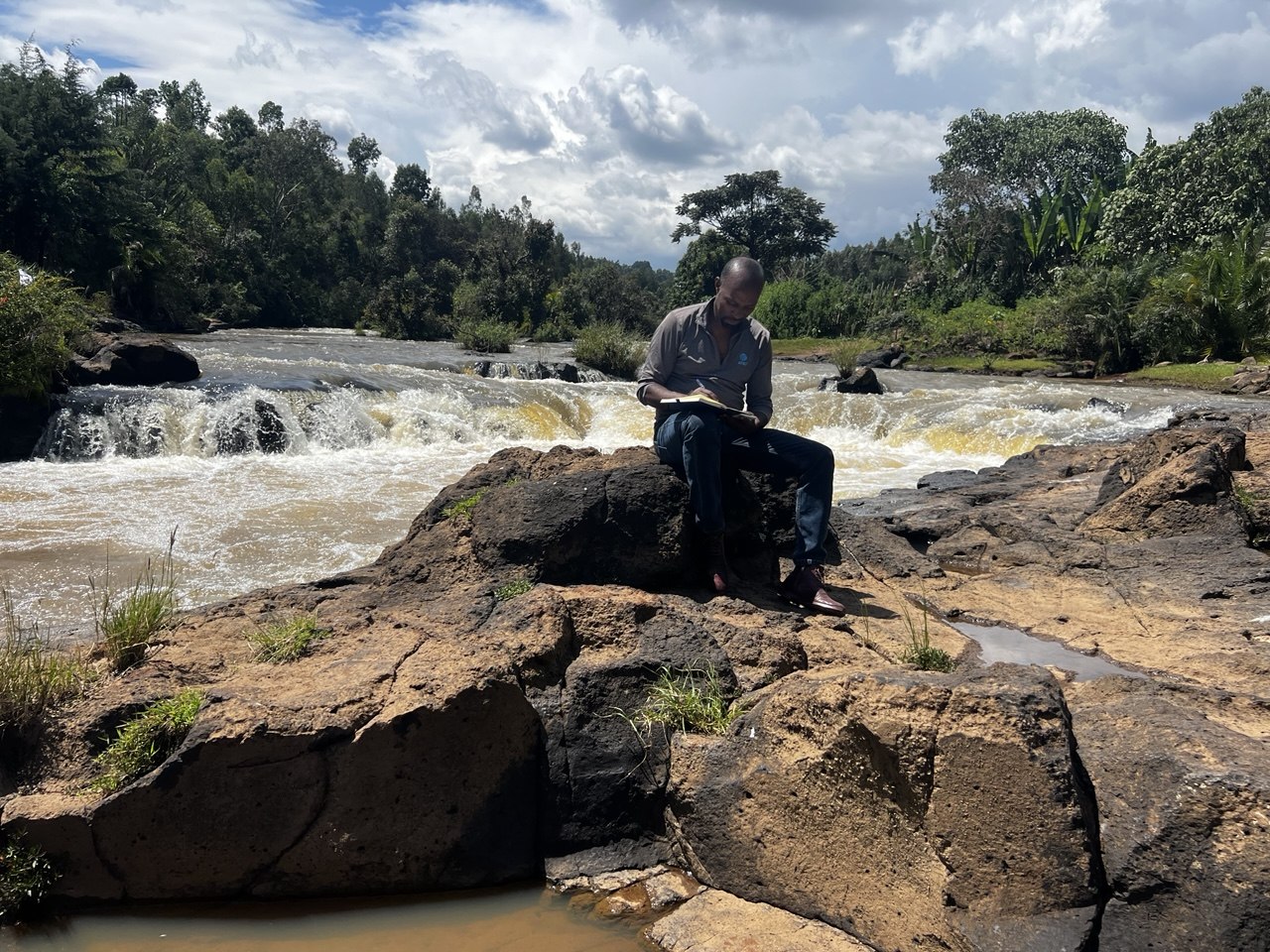 River Water Quality Inspection